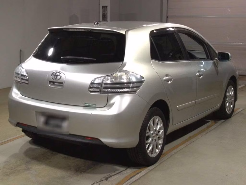TOYOTA BLADE