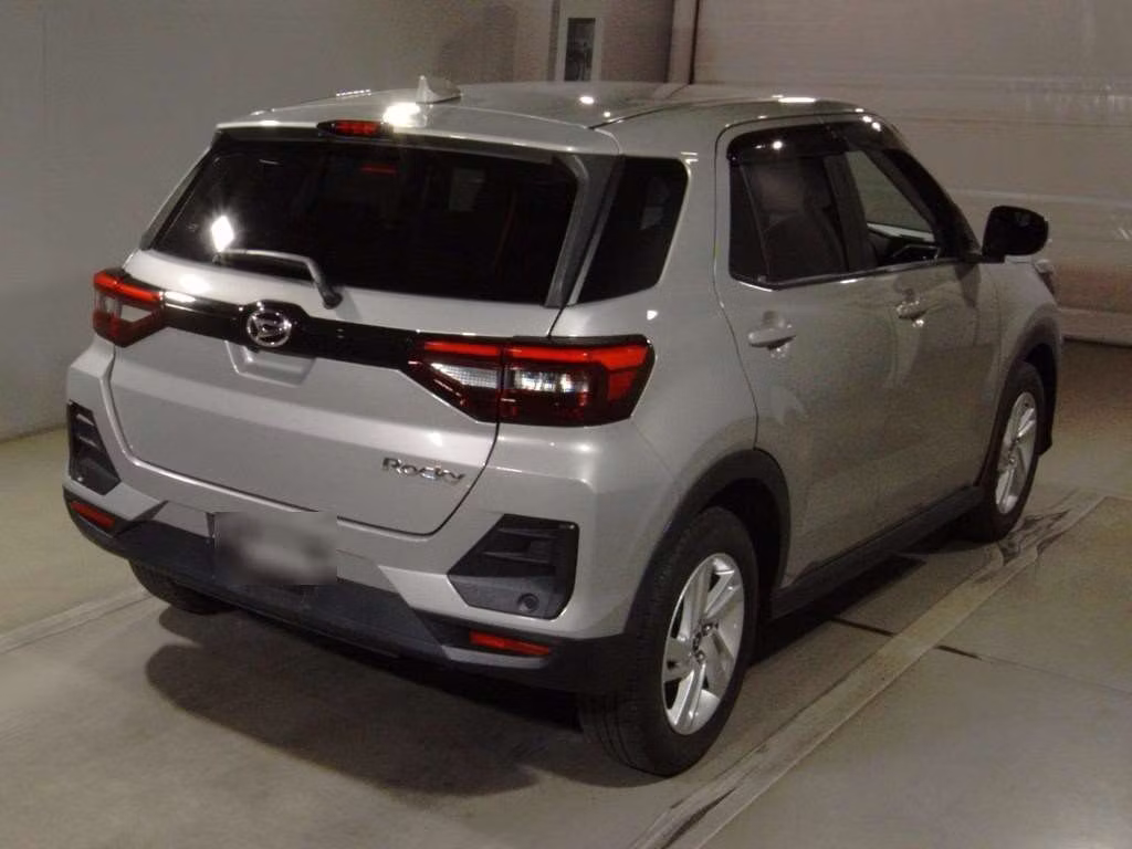 DAIHATSU ROCKY