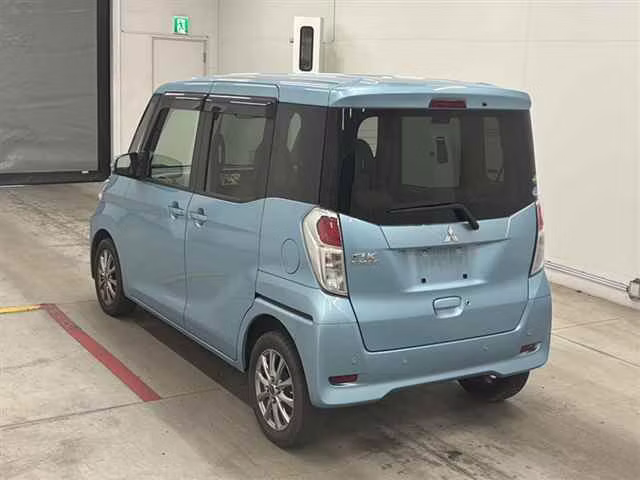 MITSUBISHI EK SPACE