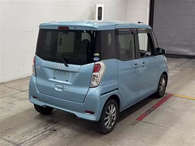 MITSUBISHI EK SPACE