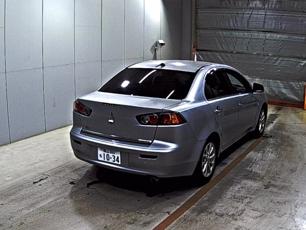 MITSUBISHI GALANT FORTIS