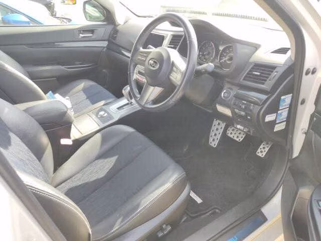 SUBARU LEGACY