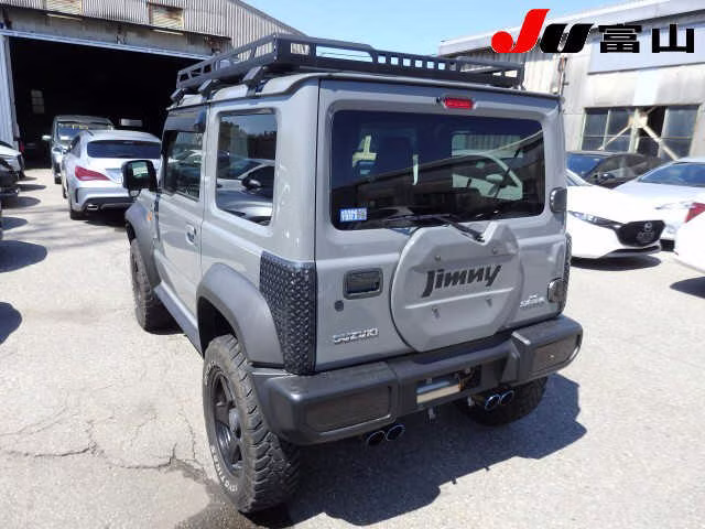 SUZUKI JIMNY SIERRA