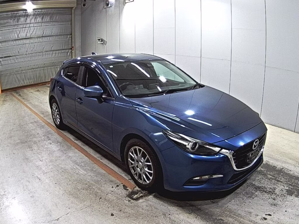 MAZDA AXELA