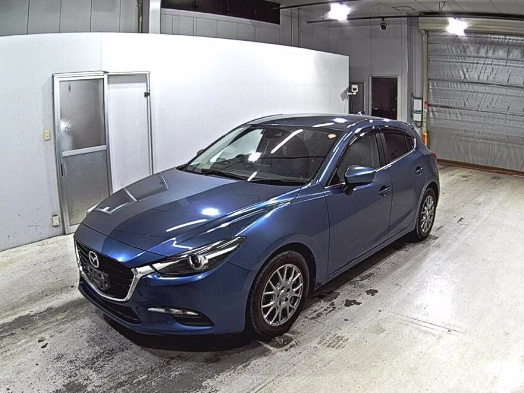 MAZDA AXELA