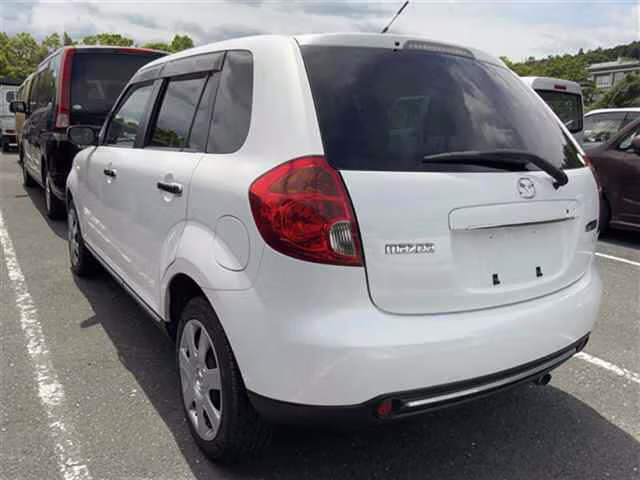 MAZDA VERISA
