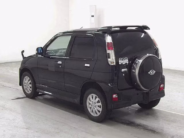 DAIHATSU TERIOS KID