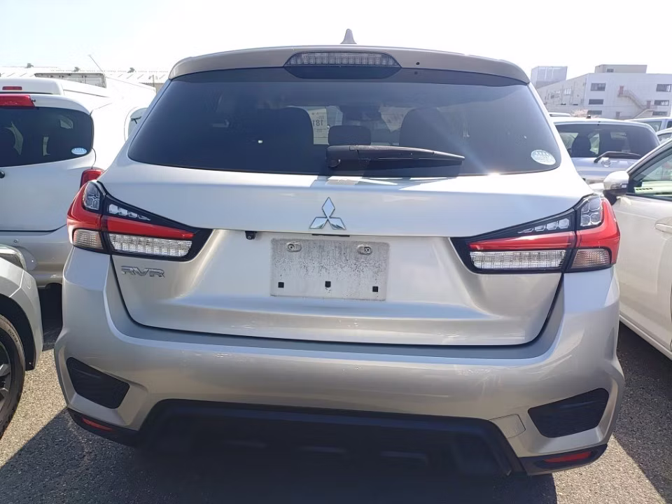 MITSUBISHI RVR