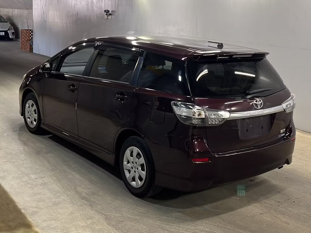 TOYOTA WISH