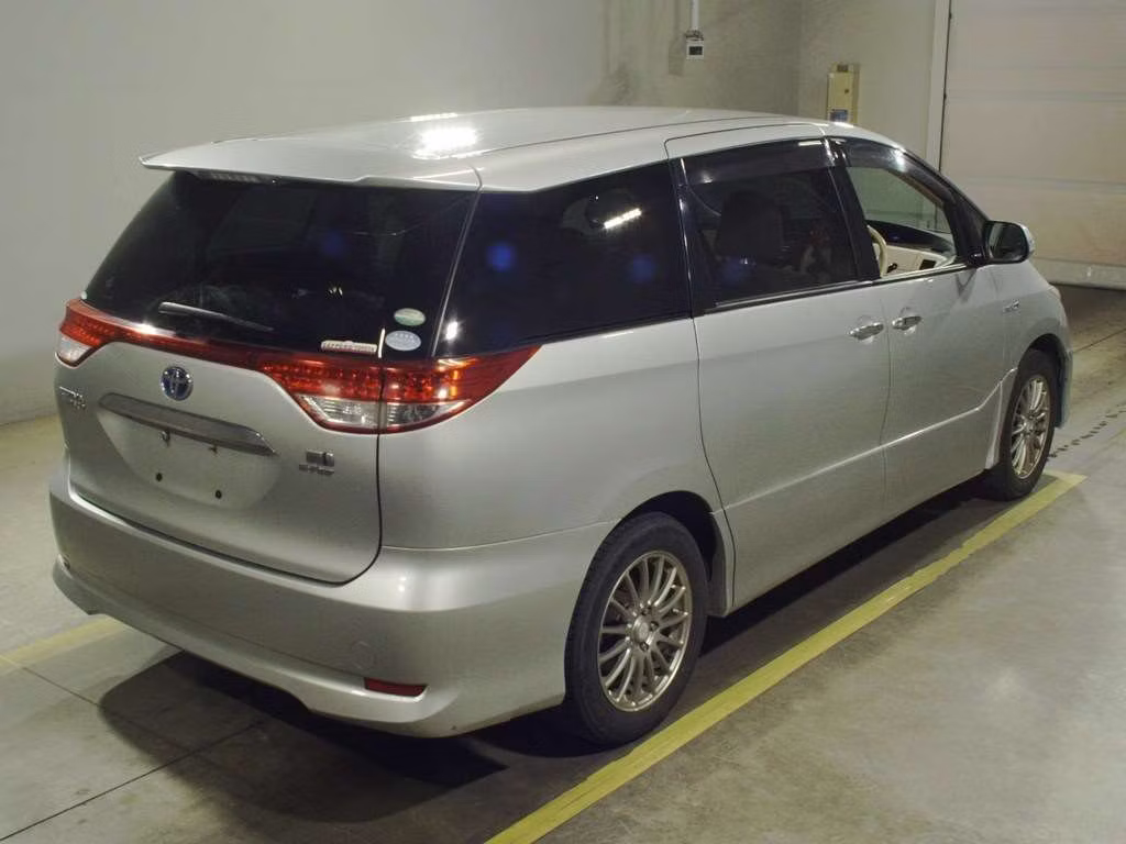 TOYOTA ESTIMA
