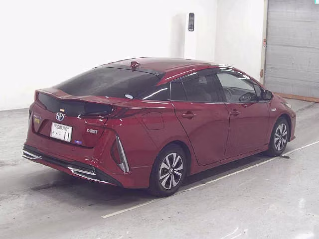 TOYOTA PRIUS PHV