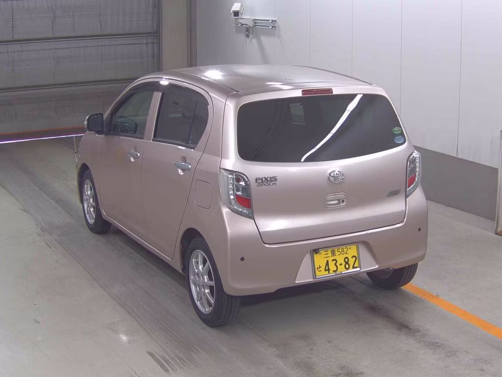 TOYOTA PIXIS EPOCH