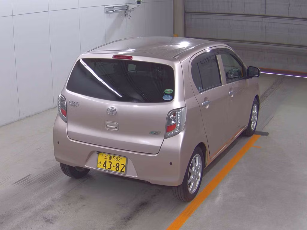 TOYOTA PIXIS EPOCH