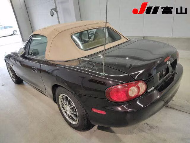 MAZDA ROADSTER