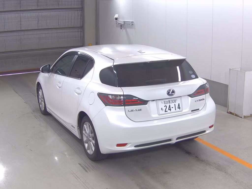 LEXUS CT200H