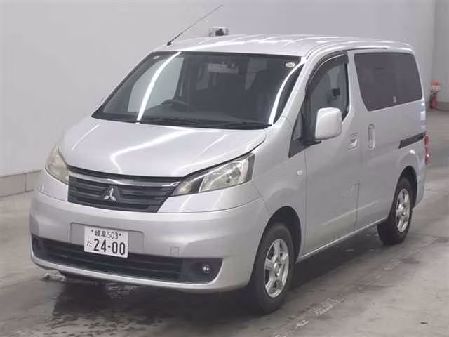 MITSUBISHI DELICA D:3