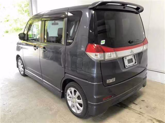 MITSUBISHI DELICA D:2
