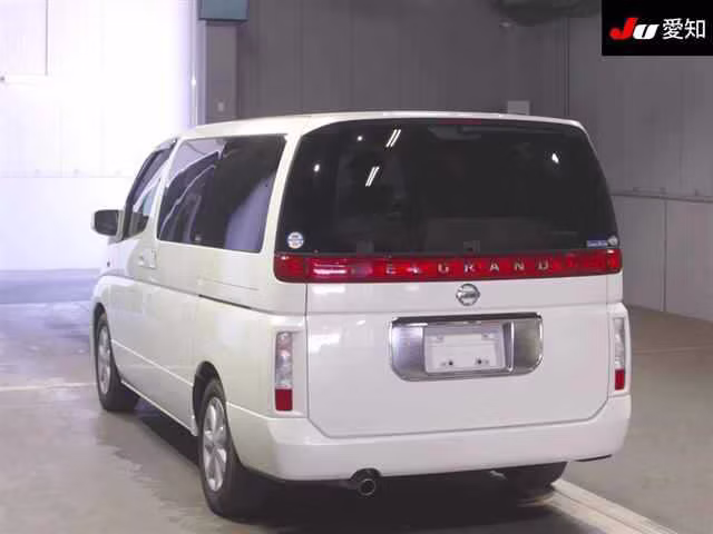 NISSAN ELGRAND
