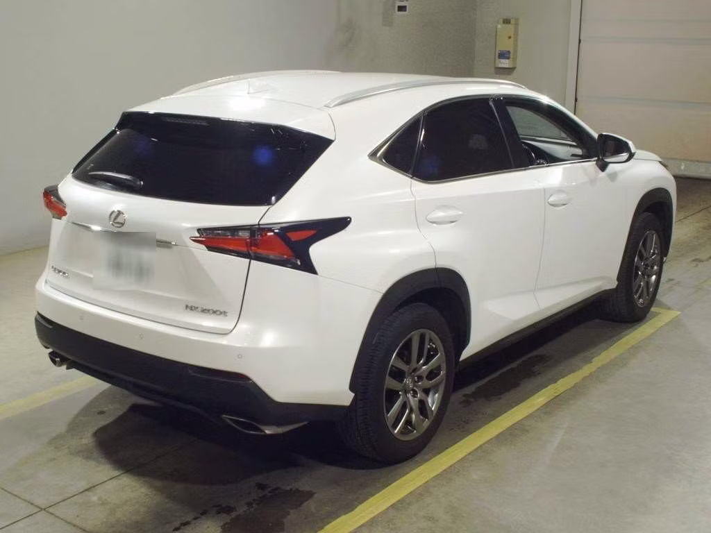 LEXUS NX200T