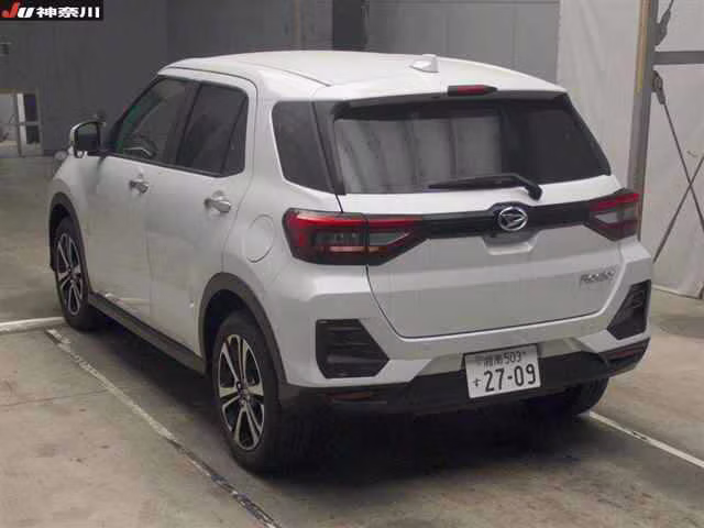 DAIHATSU ROCKY