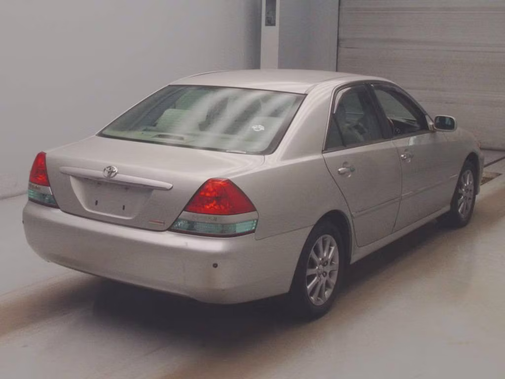 TOYOTA MARK II