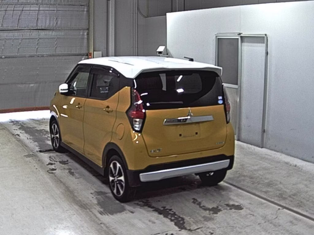 MITSUBISHI EK X
