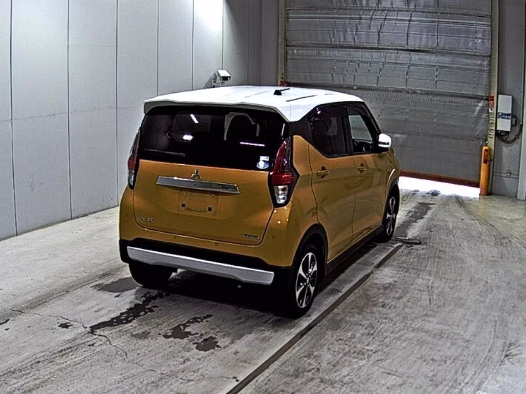 MITSUBISHI EK X