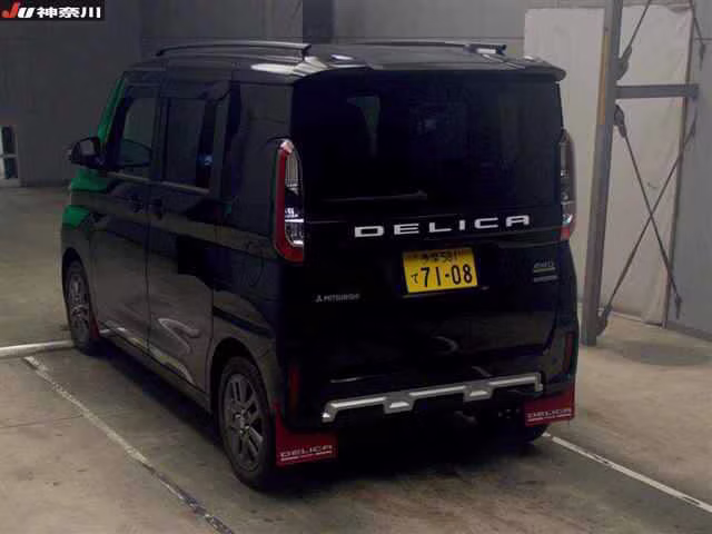 MITSUBISHI DELICA MINI
