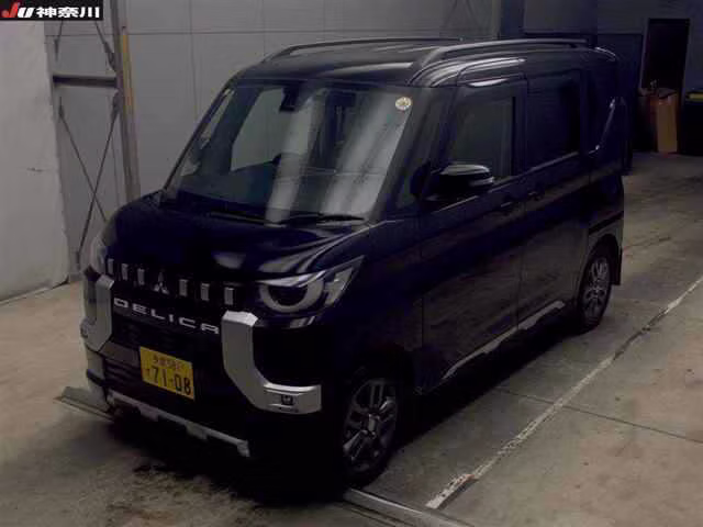 MITSUBISHI DELICA MINI
