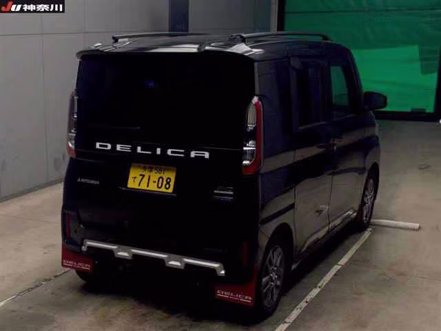 MITSUBISHI DELICA MINI