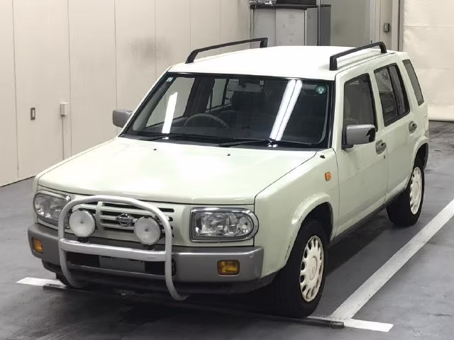 NISSAN RASHEEN
