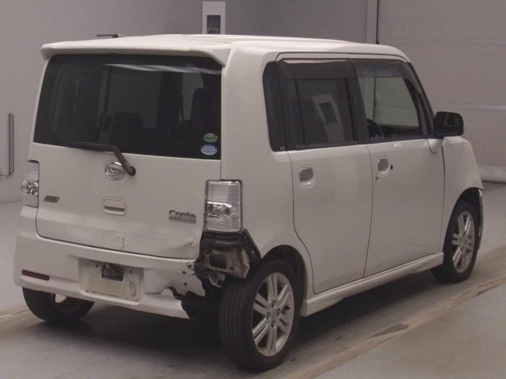 DAIHATSU MOVE CONTE
