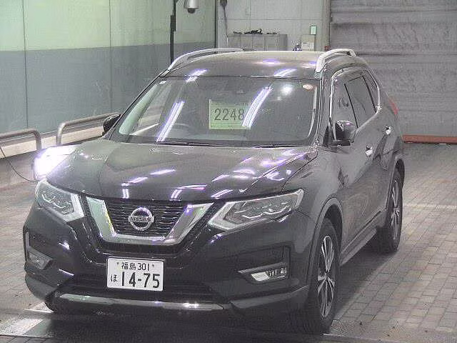 NISSAN X-TRAIL