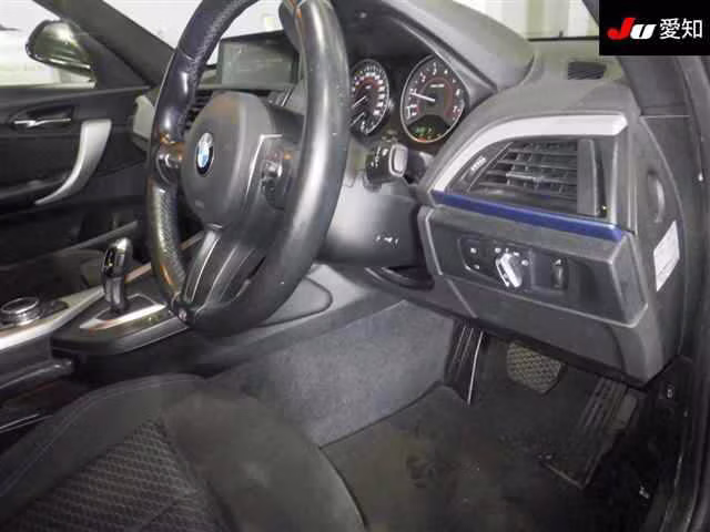 BMW 1-SERIES