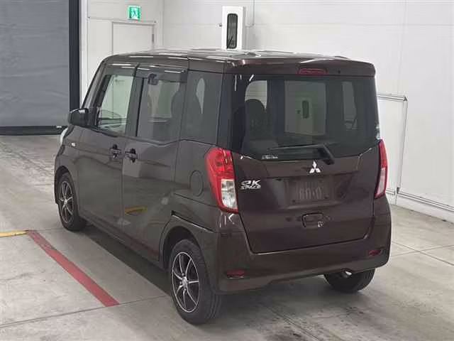 MITSUBISHI EK SPACE