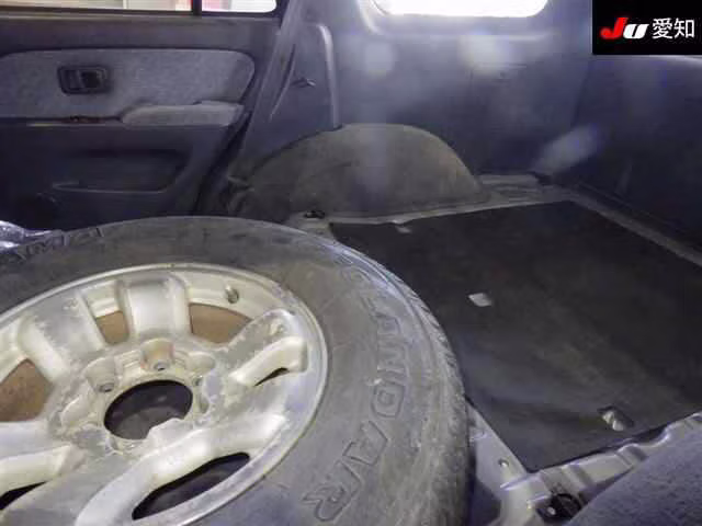 TOYOTA HILUX SURF