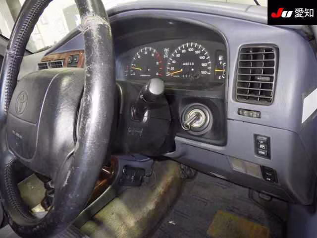 TOYOTA HILUX SURF