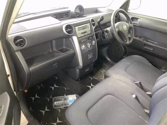 TOYOTA BB
