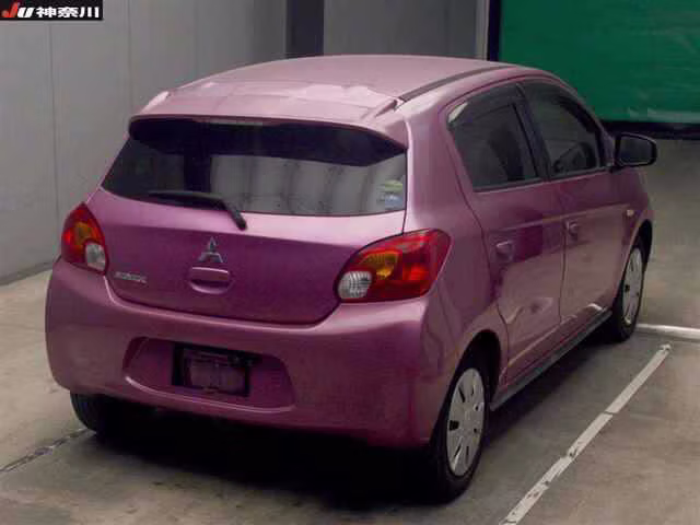 MITSUBISHI MIRAGE
