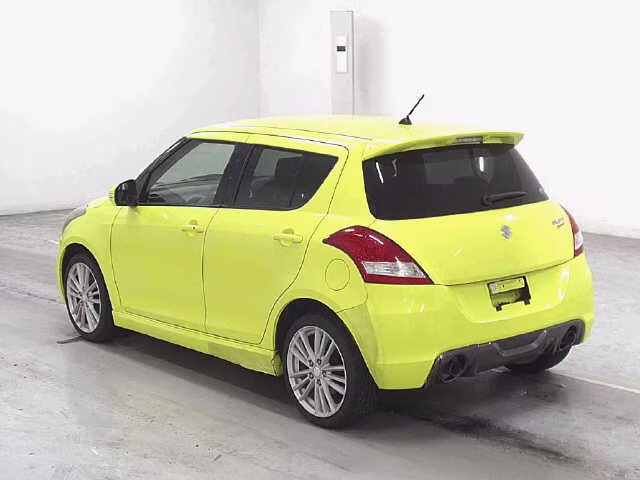 SUZUKI SWIFT