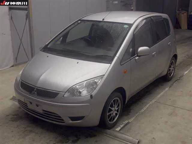 MITSUBISHI COLT