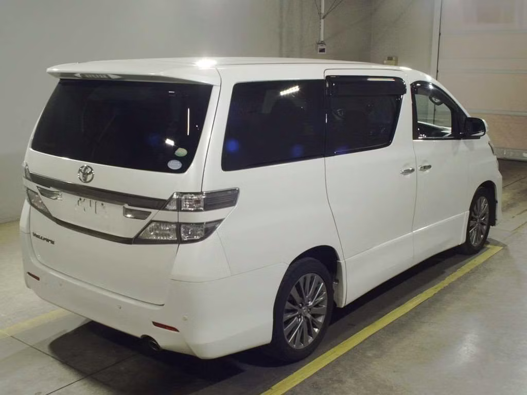 TOYOTA VELLFIRE