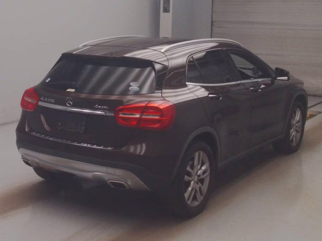 MERCEDES-BENZ GLA-CLASS