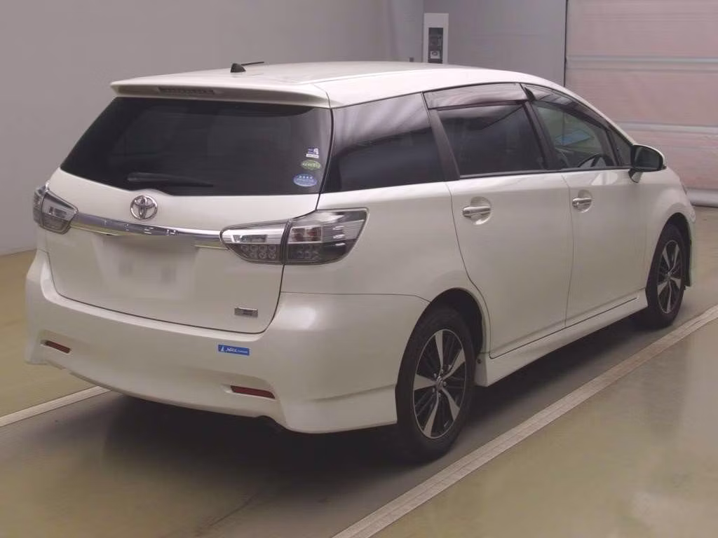 TOYOTA WISH
