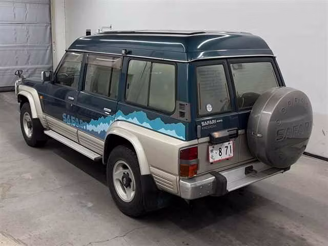 NISSAN SAFARI