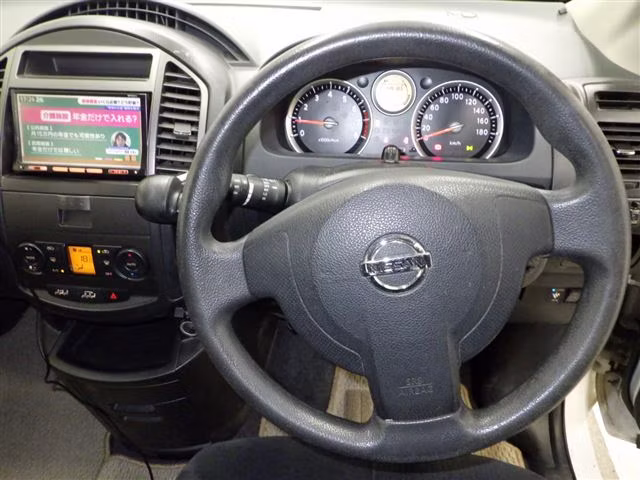 NISSAN LAFESTA