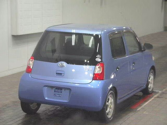 DAIHATSU ESSE