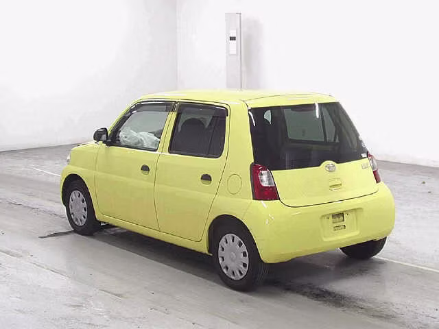 DAIHATSU ESSE