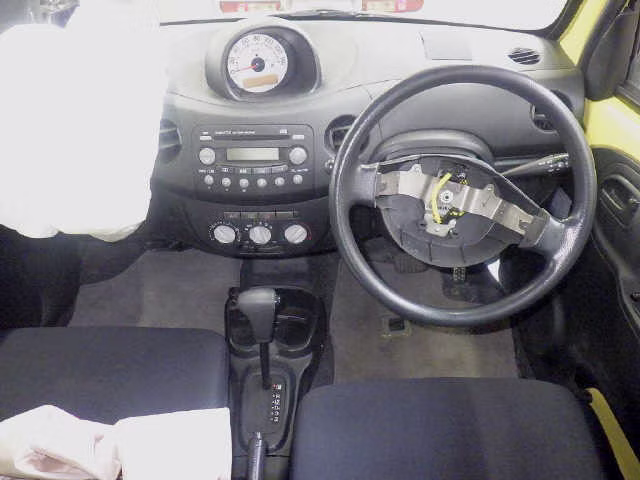 DAIHATSU ESSE