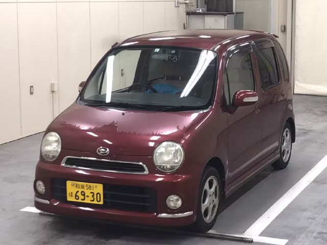 DAIHATSU MOVE LATTE